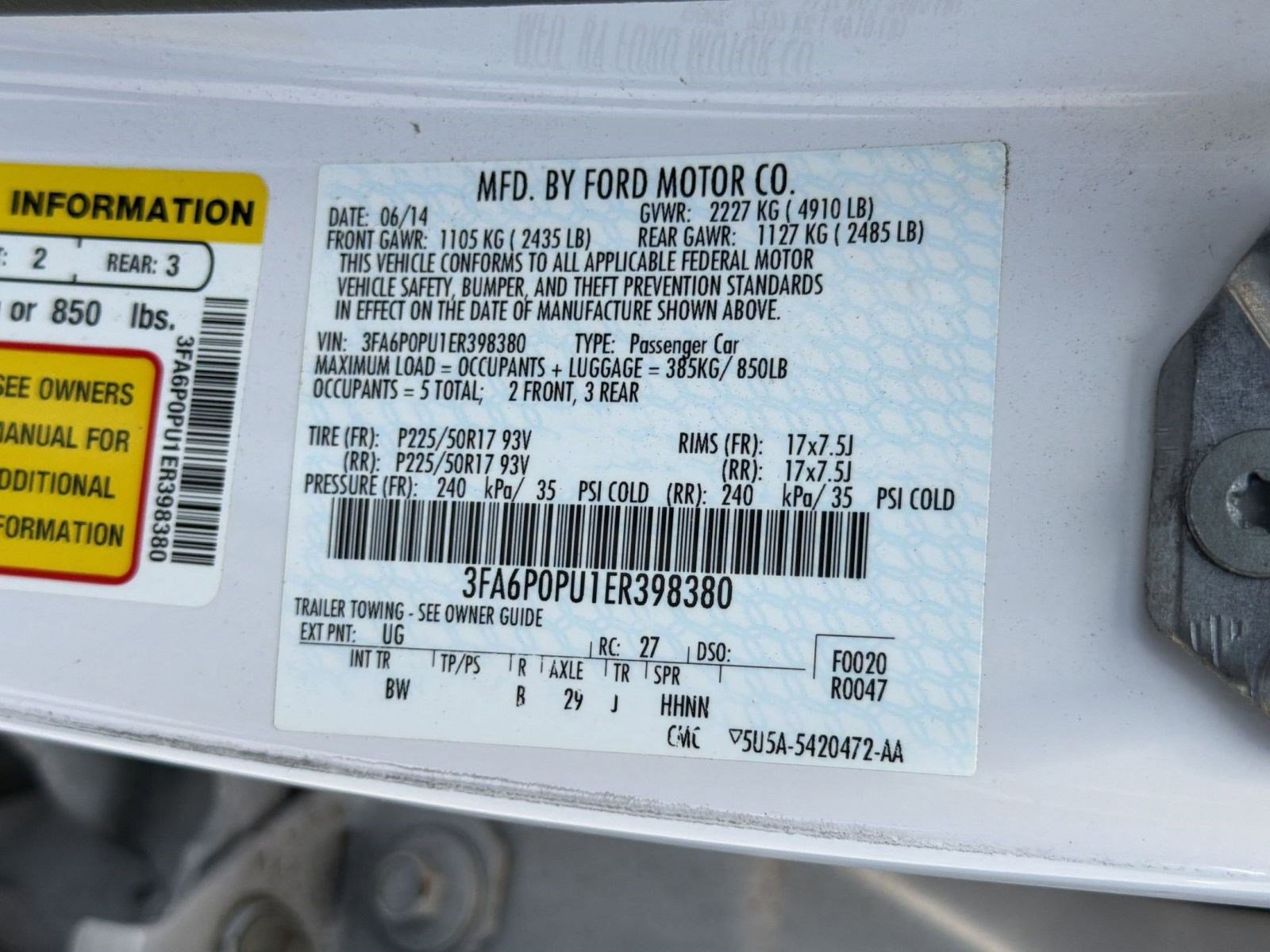 Used 2014 Ford Fusion Energi SE FWD image 19