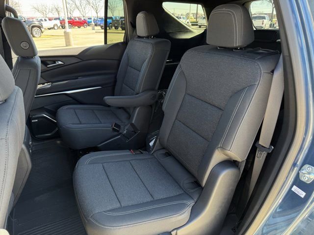 New 2025 Chevrolet Traverse LT w/ Enhanced Driving Package image 23