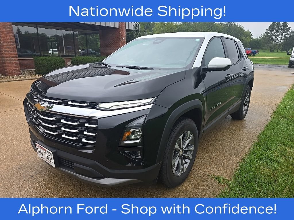 Used 2025 Chevrolet Equinox LT w/ Safety and Technology Package AWD/4WD image 3