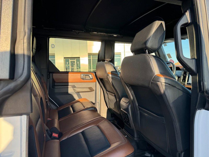 Used 2024 Ford Bronco Outer Banks image 9