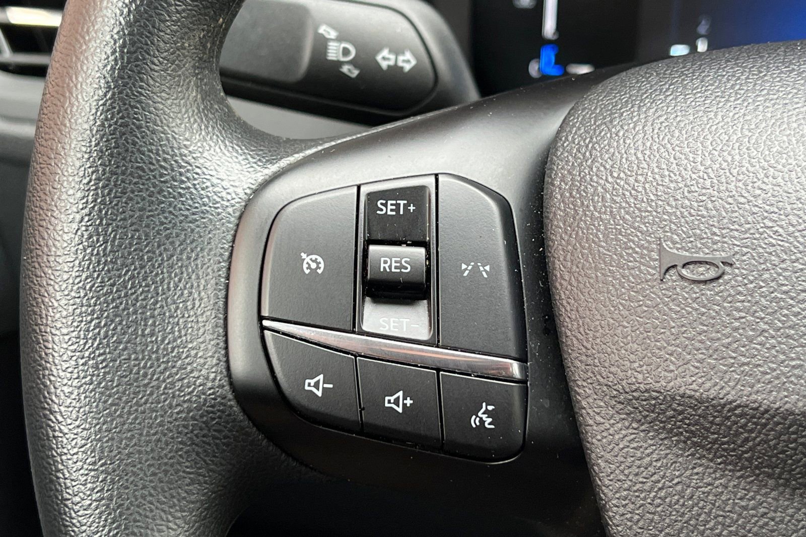 Used 2025 Ford Escape Active image 31