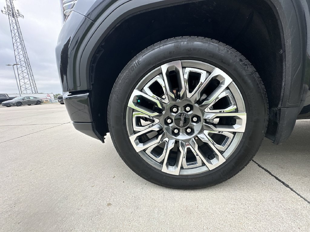 Certified 2025 GMC Sierra 1500 Denali Ultimate AWD/4WD image 34