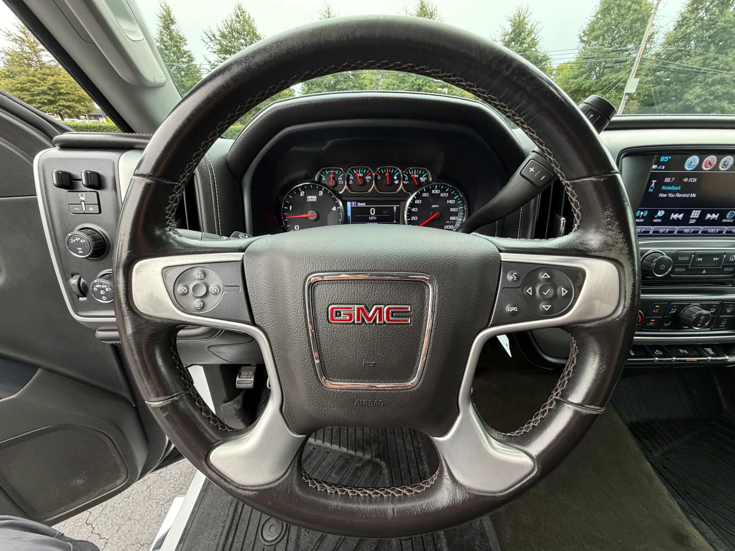 Used 2017 GMC Sierra 3500 SLE w/ SLE Preferred Package AWD/4WD image 29