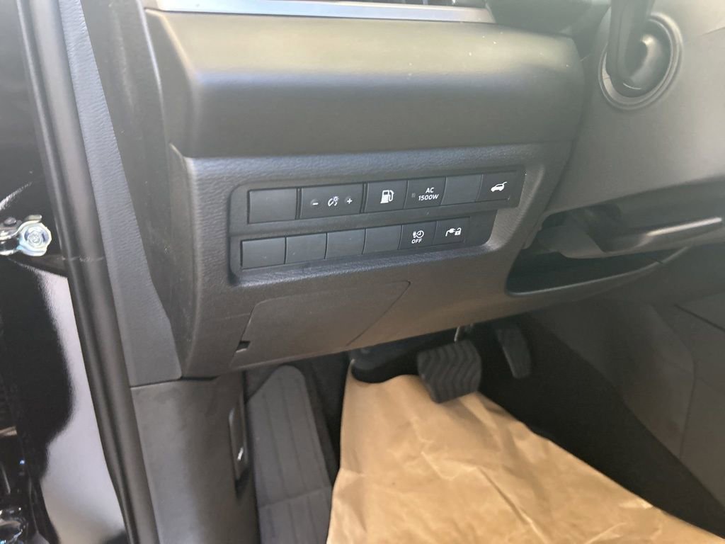 New 2025 Mitsubishi Outlander 4WD Plug-In Hybrid image 39