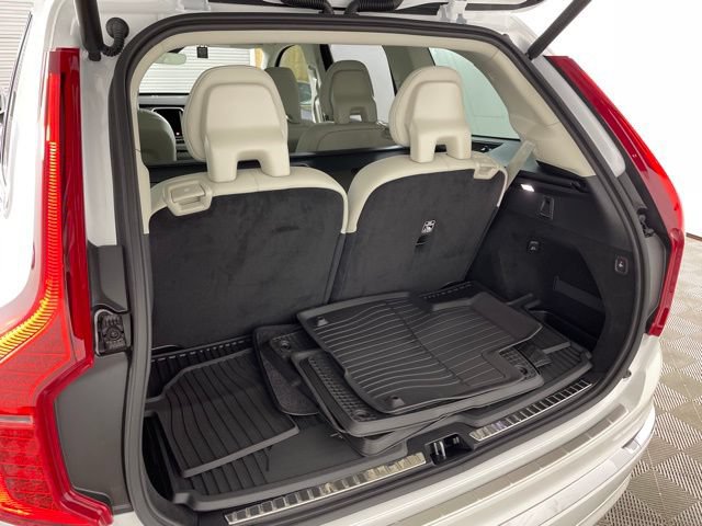 Certified 2025 Volvo XC90 T8 Plus w/ Protection Package Premier AWD/4WD image 39