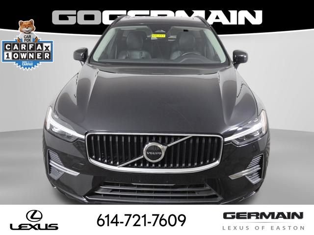 Used 2022 Volvo XC60 B5 Momentum AWD/4WD image 2
