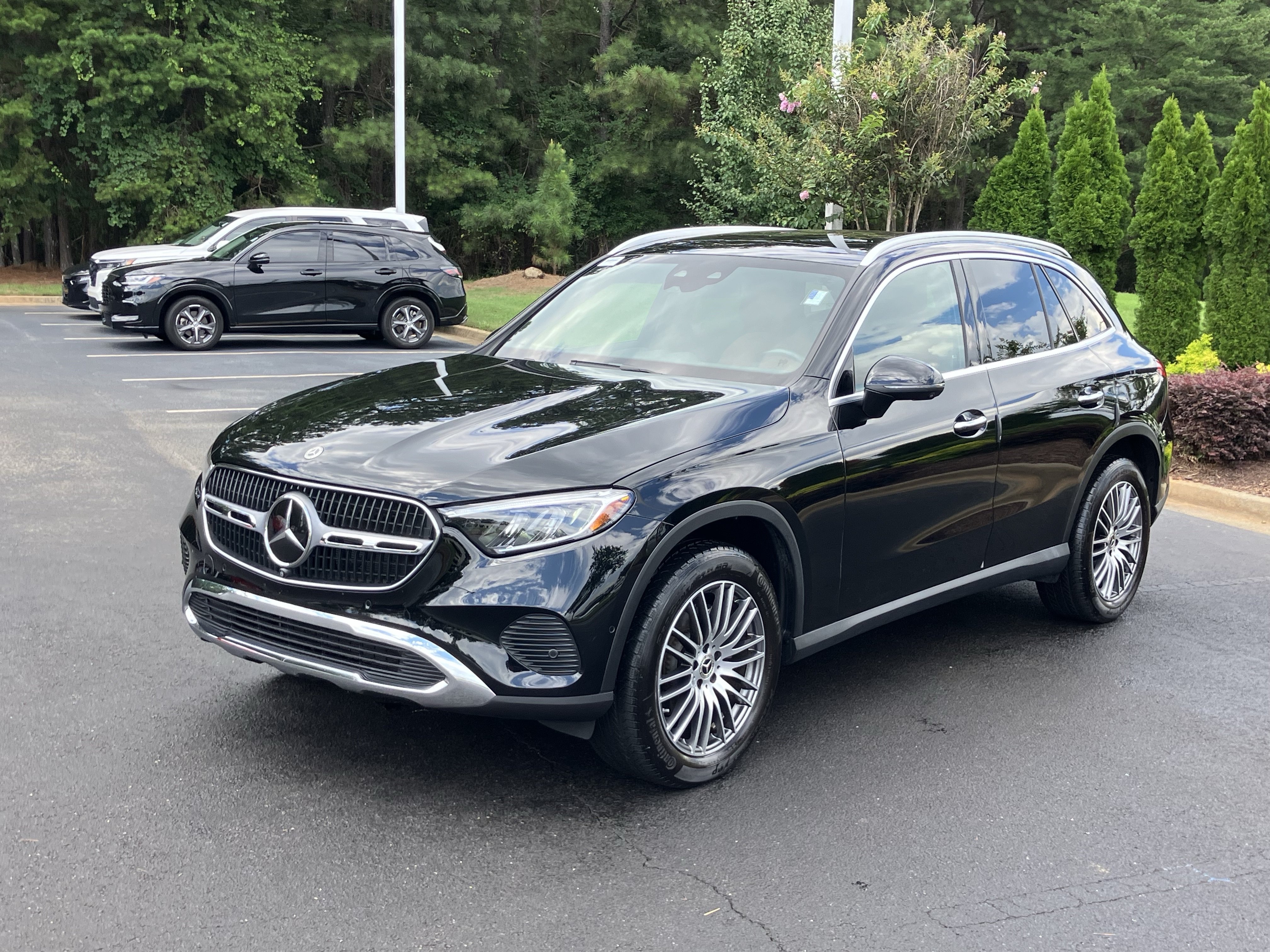 Used 2024 Mercedes-Benz GLC 300 image 6