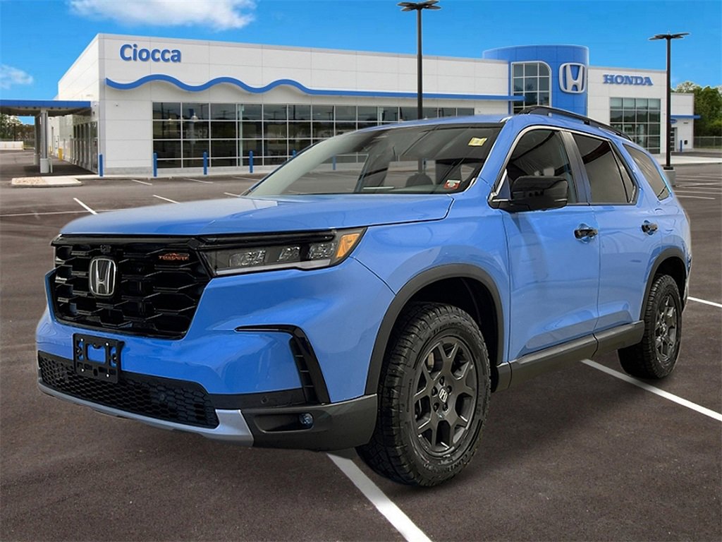 New 2025 Honda Pilot TrailSport