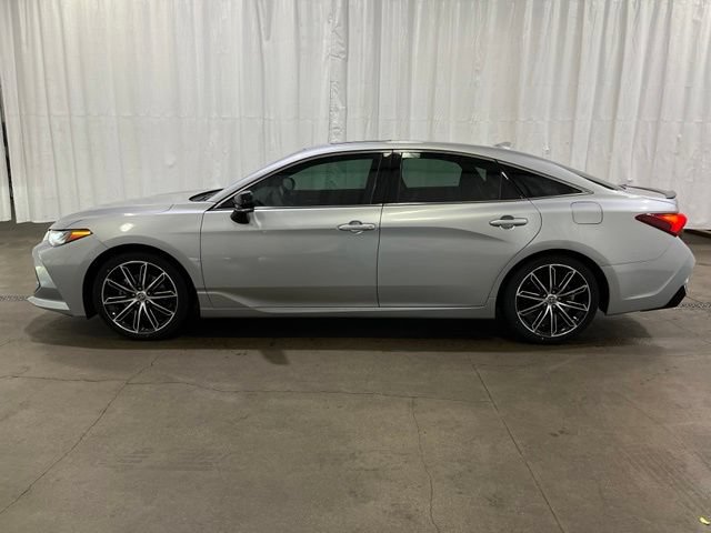 Certified 2022 Toyota Avalon Touring FWD image 7