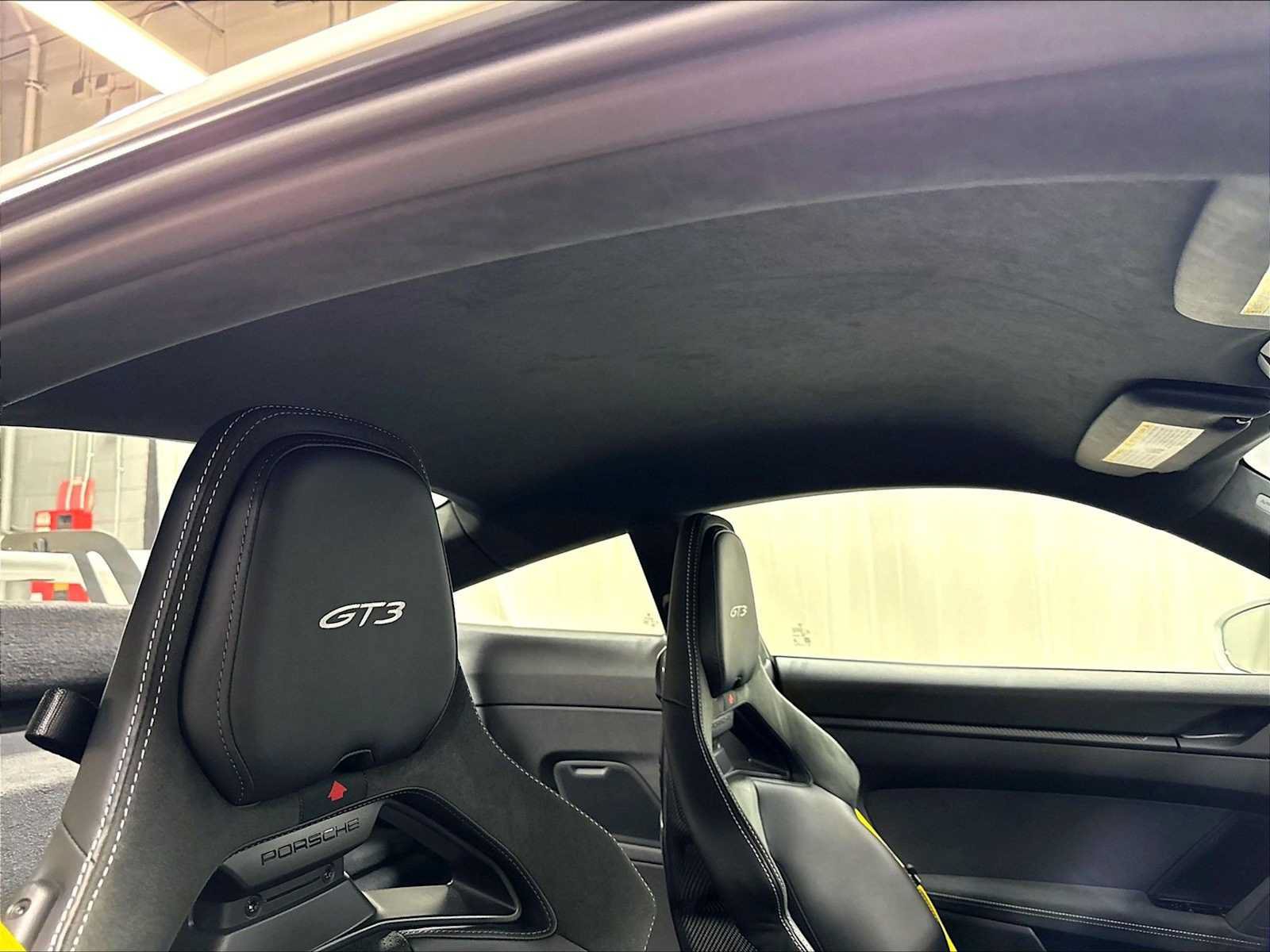 Used 2026 Porsche 911 GT3 RWD image 25