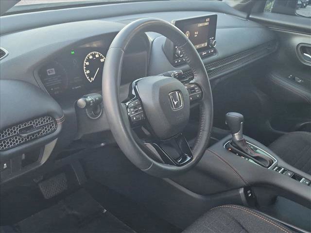 Used 2025 Honda HR-V Sport image 10
