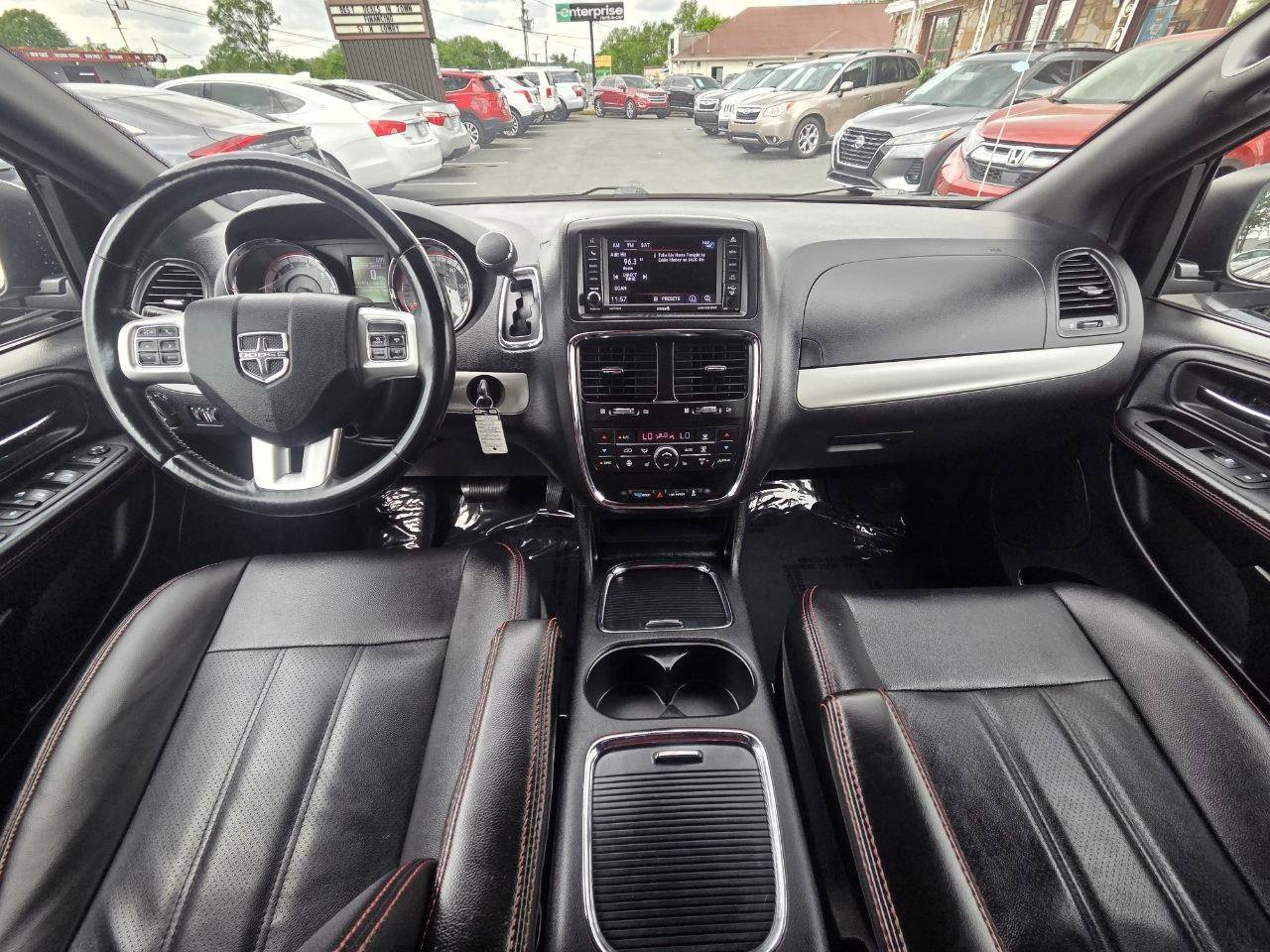 Used 2019 Dodge Grand Caravan GT image 21