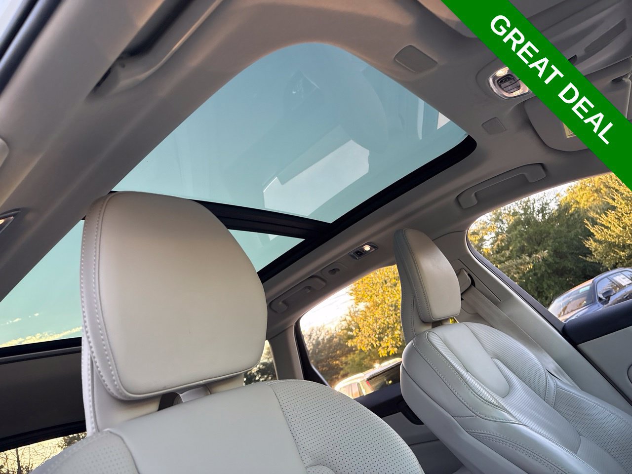 Used 2021 Volvo XC60 T5 Inscription w/ Advanced Package FWD image 17