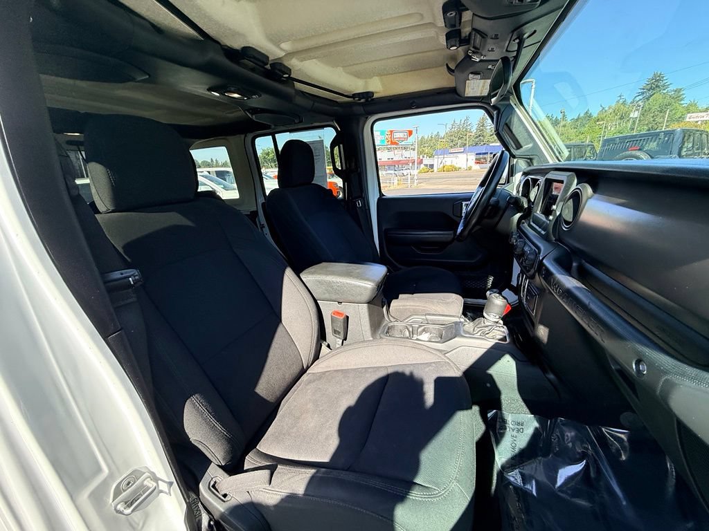 Used 2018 Jeep Wrangler Unlimited Sport AWD/4WD image 27