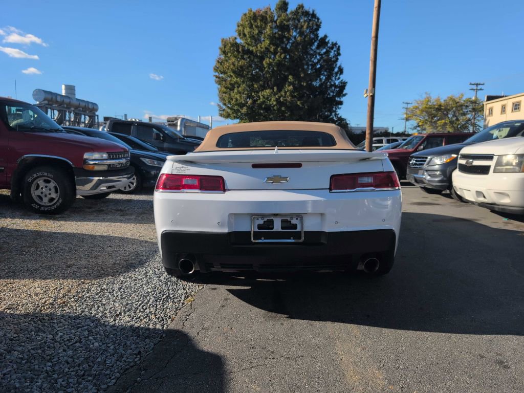 Used 2015 Chevrolet Camaro LT image 7