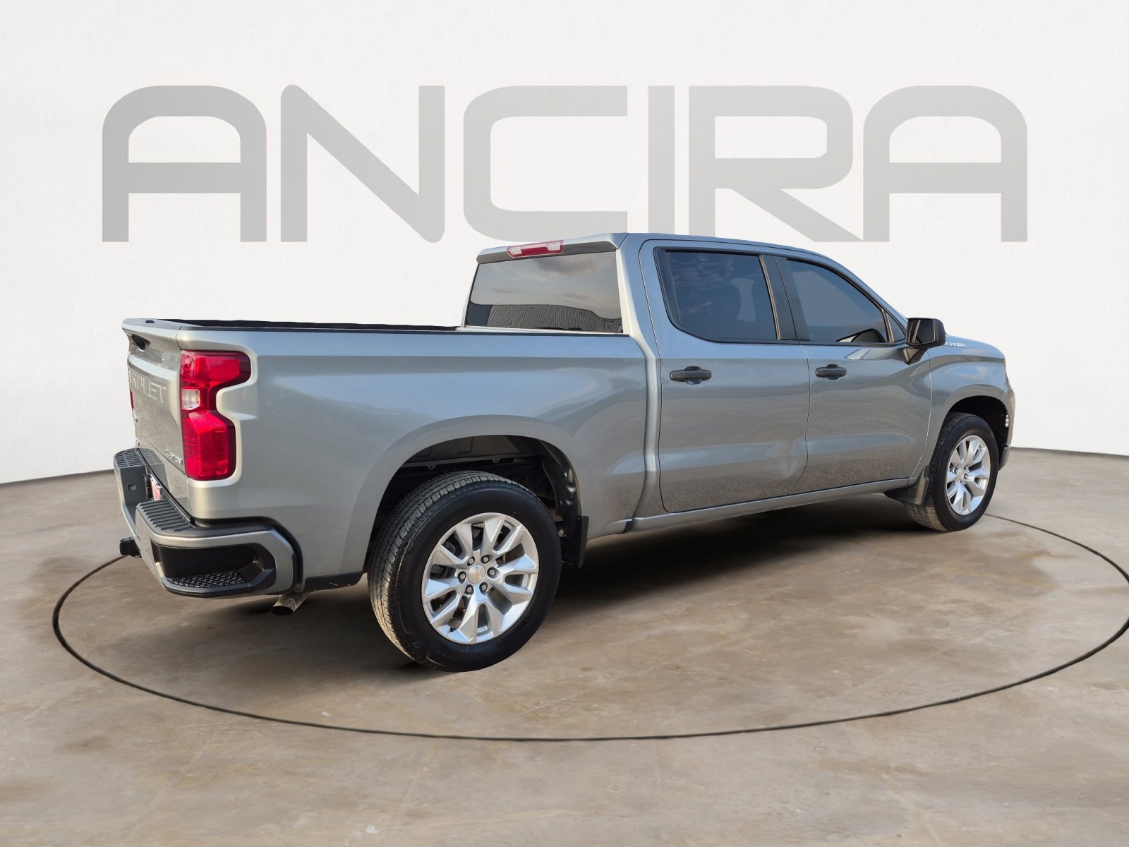 Used 2024 Chevrolet Silverado 1500 Custom image 10