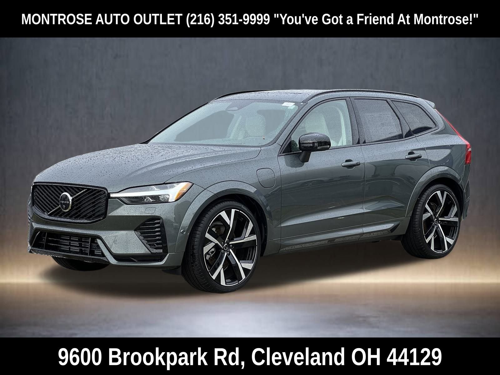 New 2026 Volvo XC60 T8 Ultra image 2