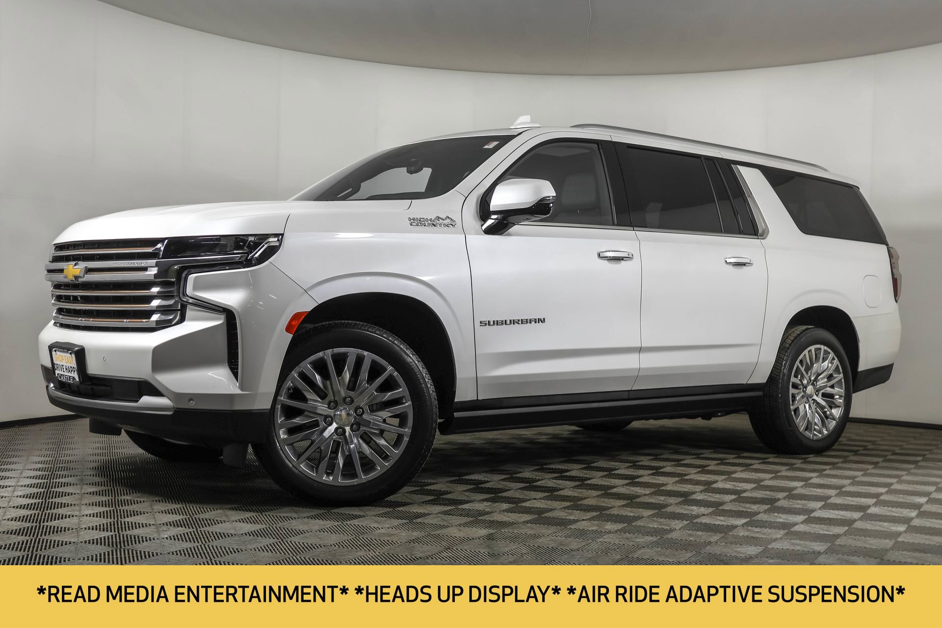 Used 2024 Chevrolet Suburban High Country image 2