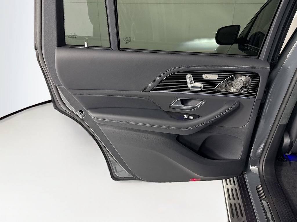 New 2026 Mercedes-Benz GLS 63 AMG 4MATIC image 28