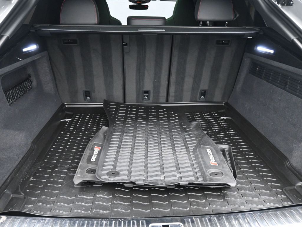 Used 2024 Audi RS Q8 image 21