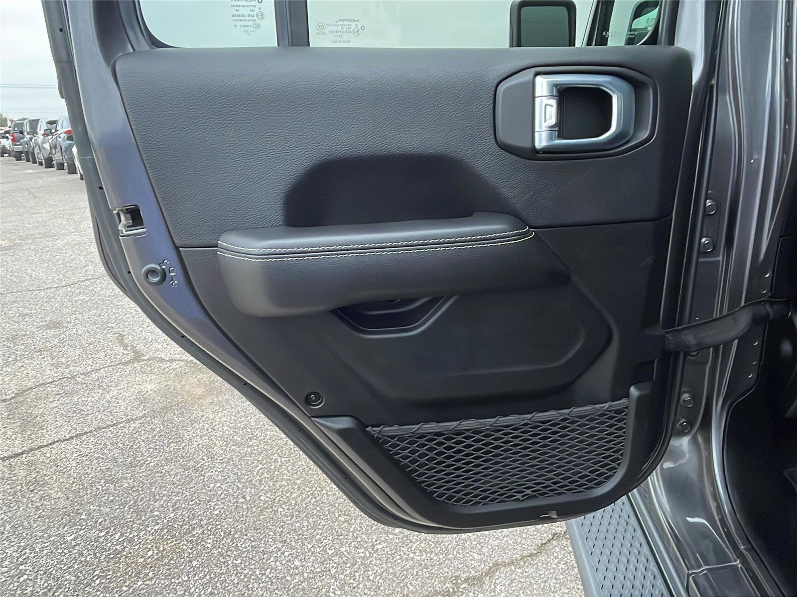 Used 2021 Jeep Gladiator Overland w/ Popular Equipment Package image 17