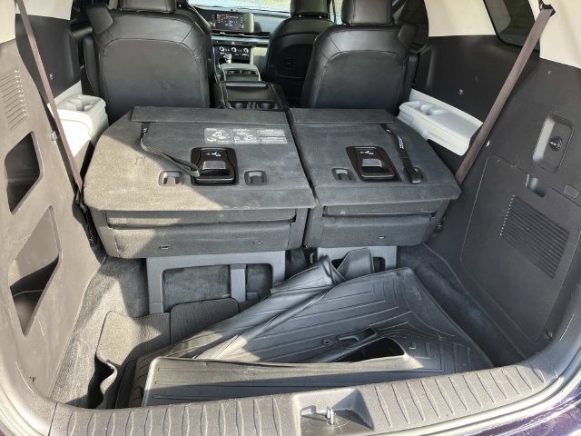 Used 2024 Kia Carnival LX FWD image 20