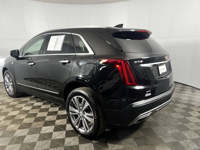 Used 2025 Cadillac XT5 Premium Luxury image 3