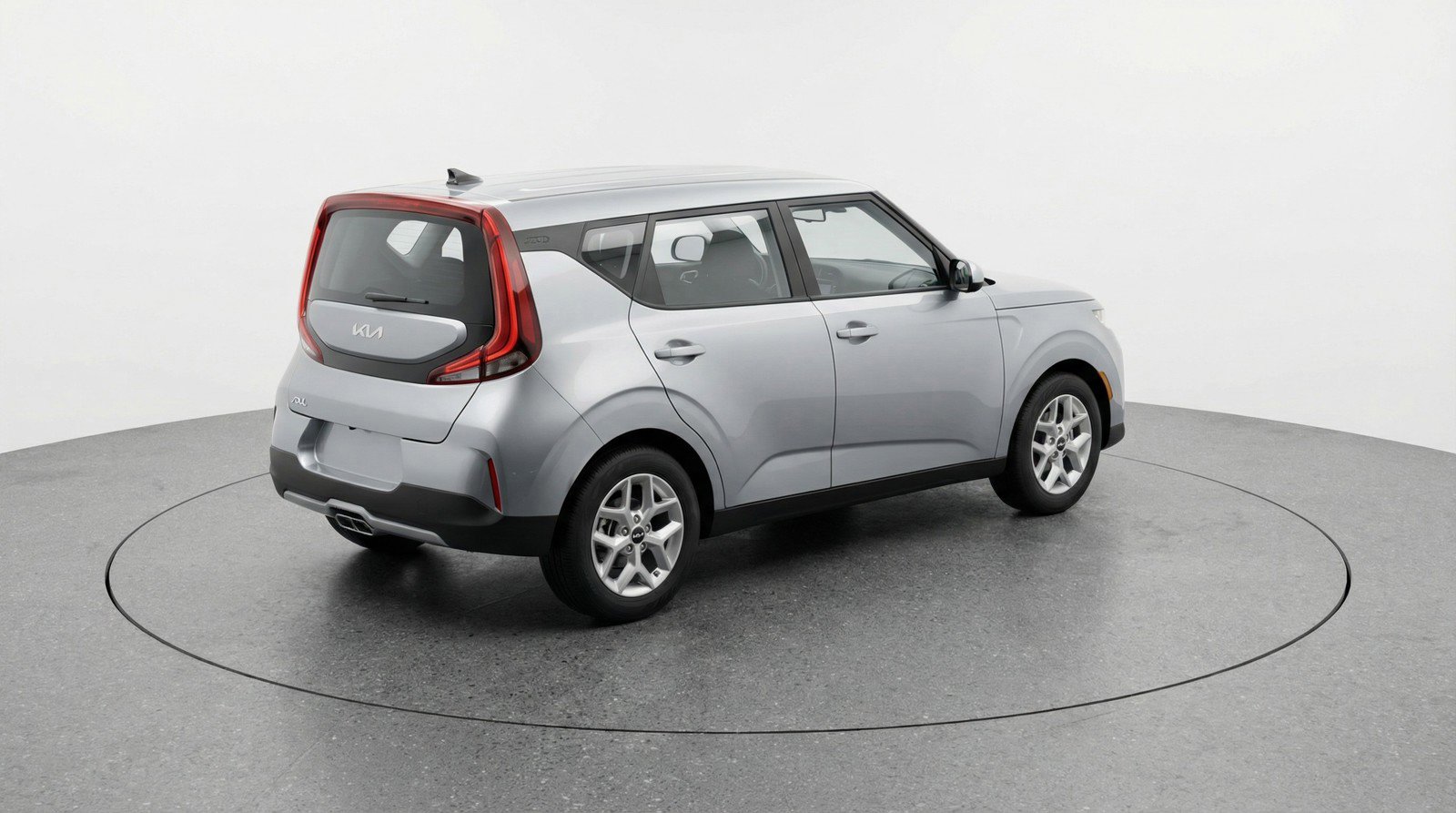 Used 2025 Kia Soul LX w/ LX Technology Package FWD image 9