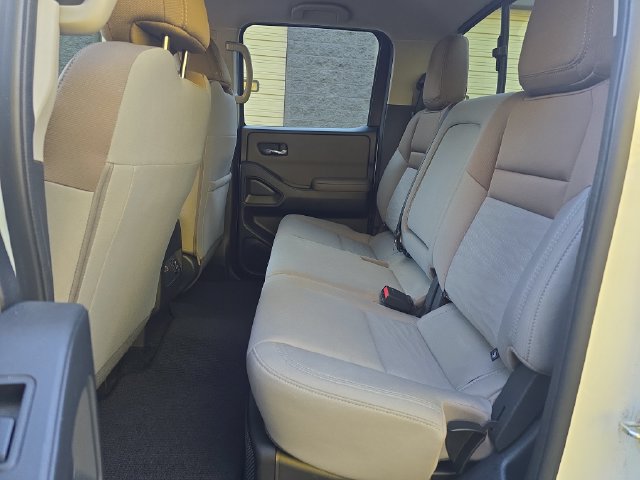 Used 2024 Nissan Frontier SV w/ SV Convenience Package AWD/4WD image 25