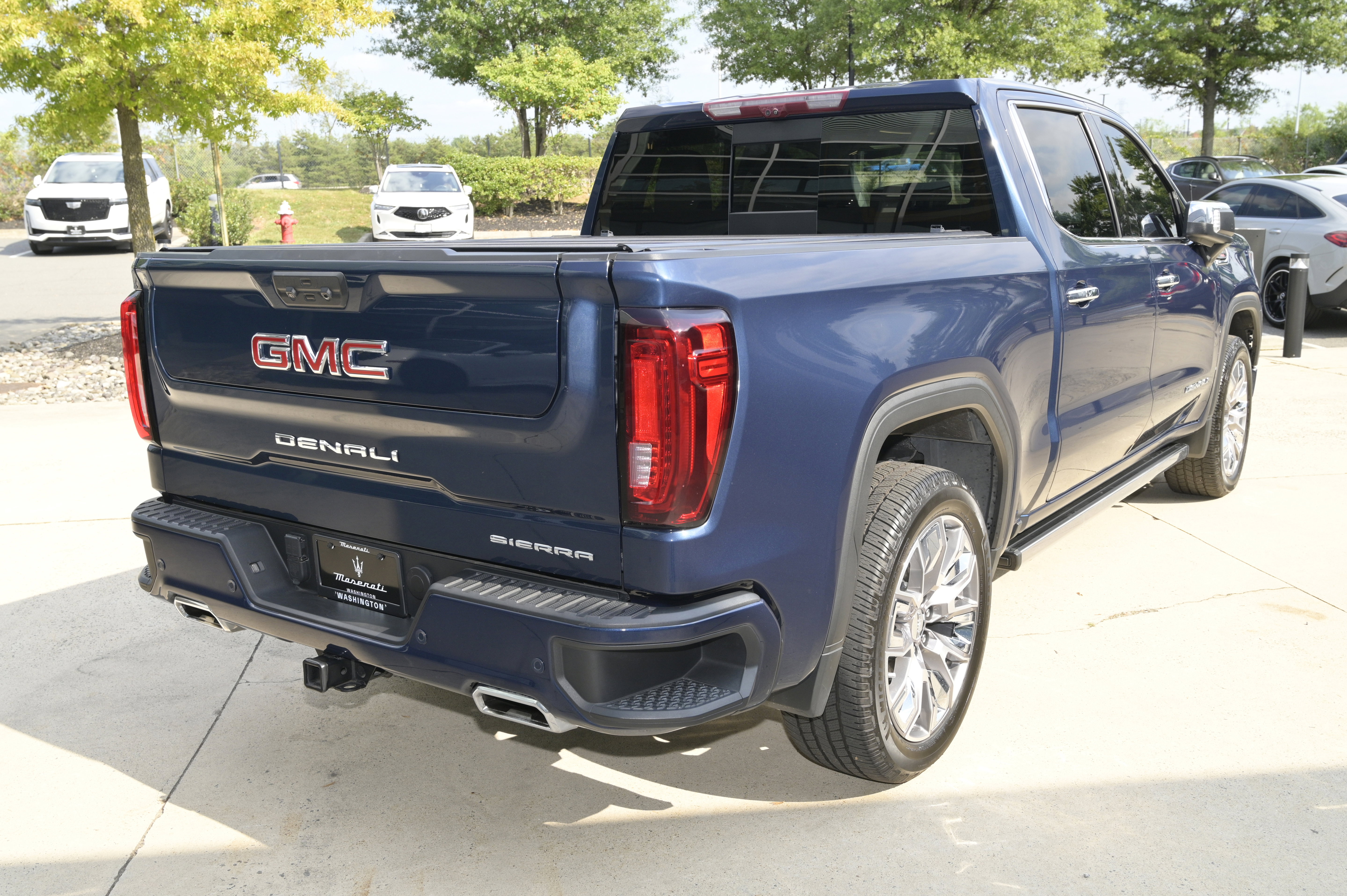 Used 2023 GMC Sierra 1500 Denali w/ Denali Reserve Package image 5