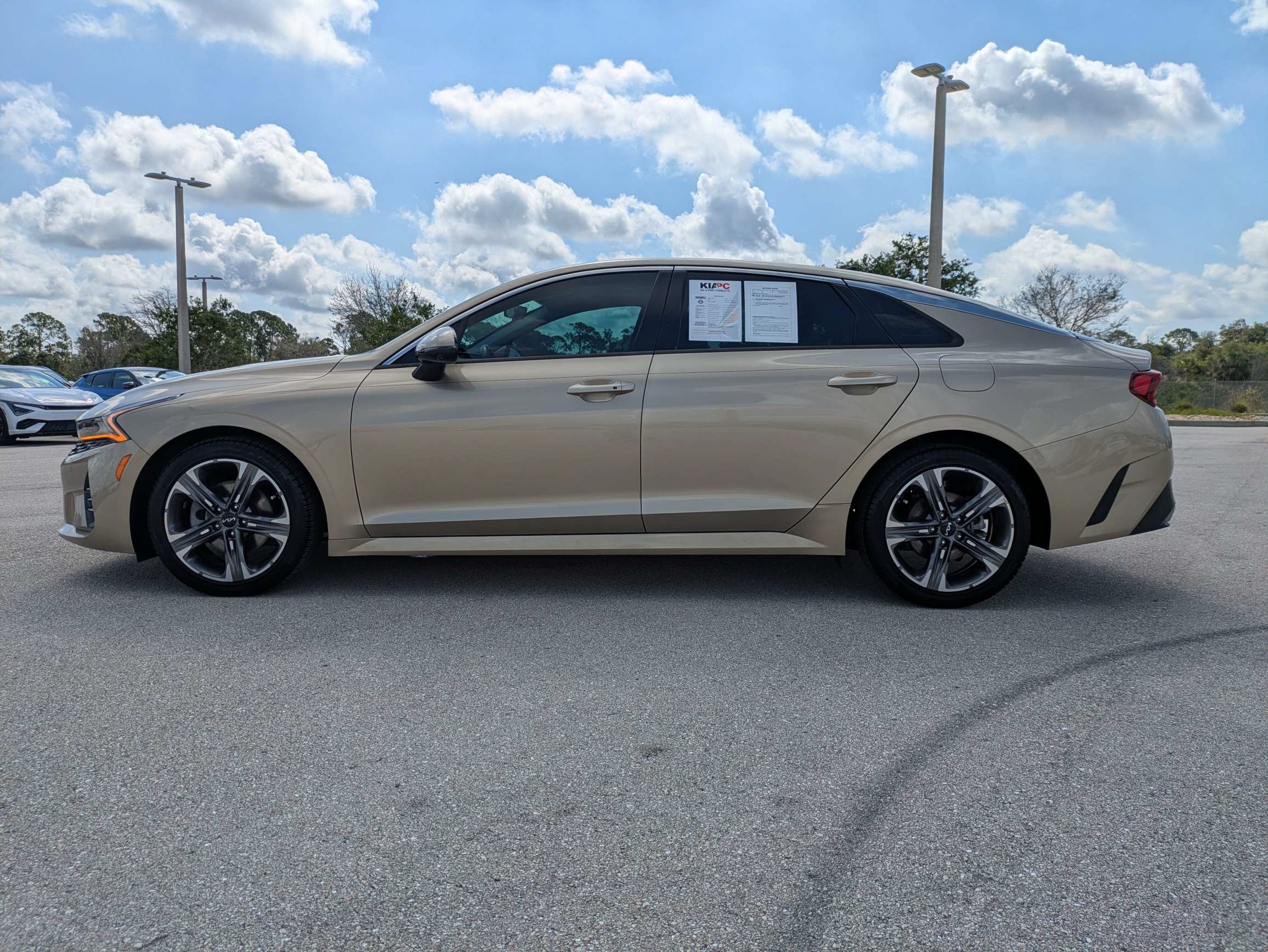Certified 2022 Kia K5 EX w/ EX Premium Package FWD image 8