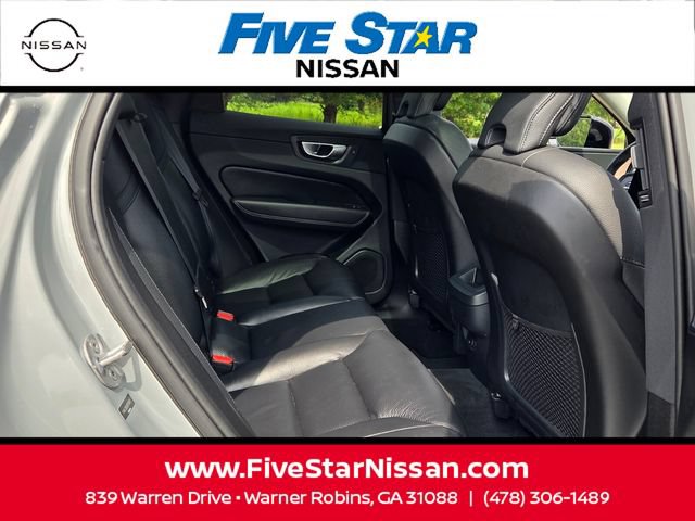 Used 2024 Volvo XC60 B5 Plus w/ Protection Package Premier AWD/4WD image 17