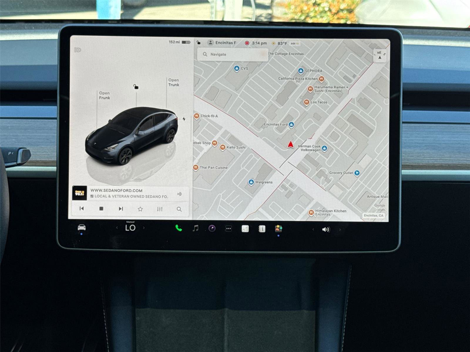 Used 2024 Tesla Model Y Long Range image 24