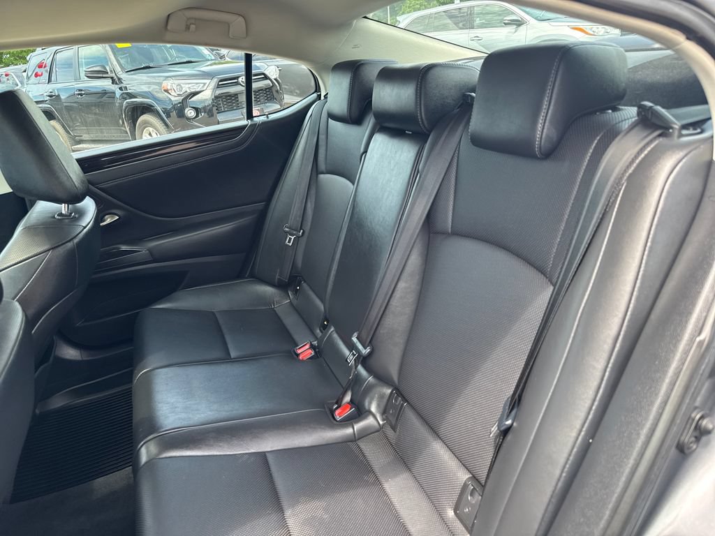 Used 2020 Lexus ES 350 w/ Premium Package FWD image 36