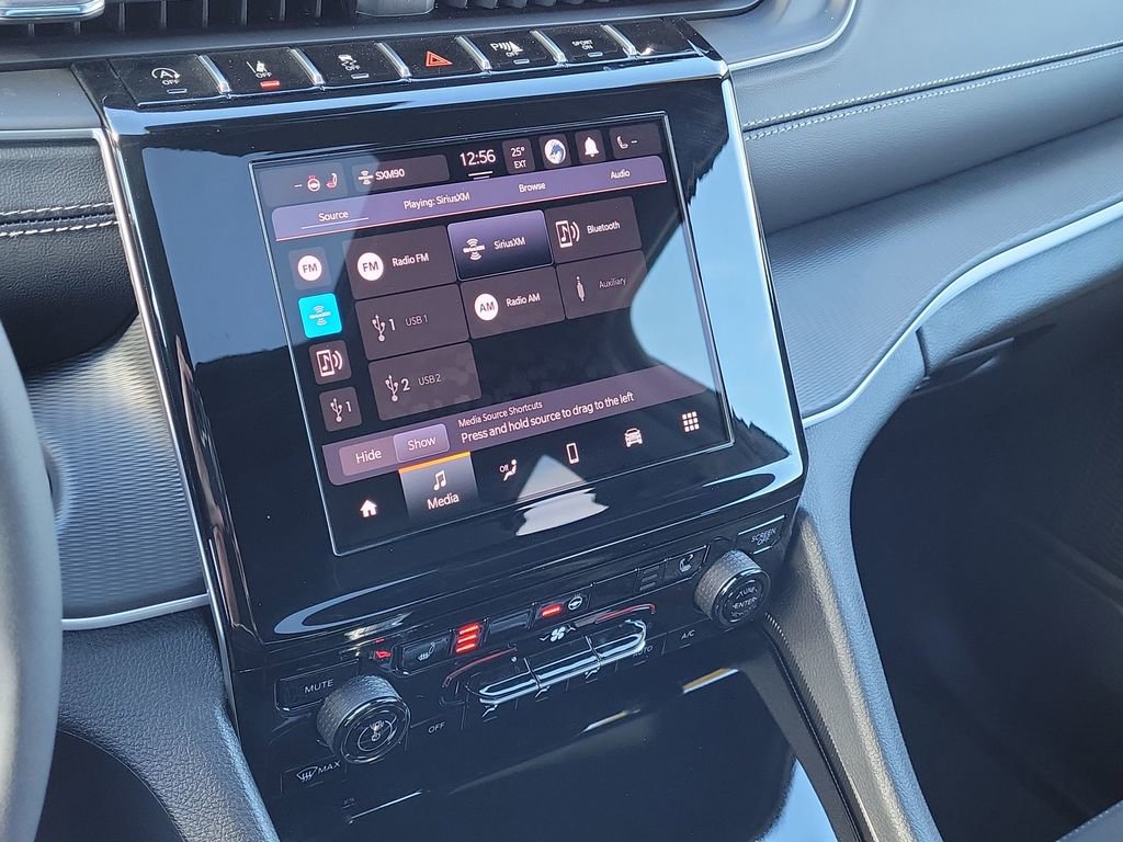 New 2025 Jeep Grand Cherokee Laredo X w/ Luxury Tech Group I image 29