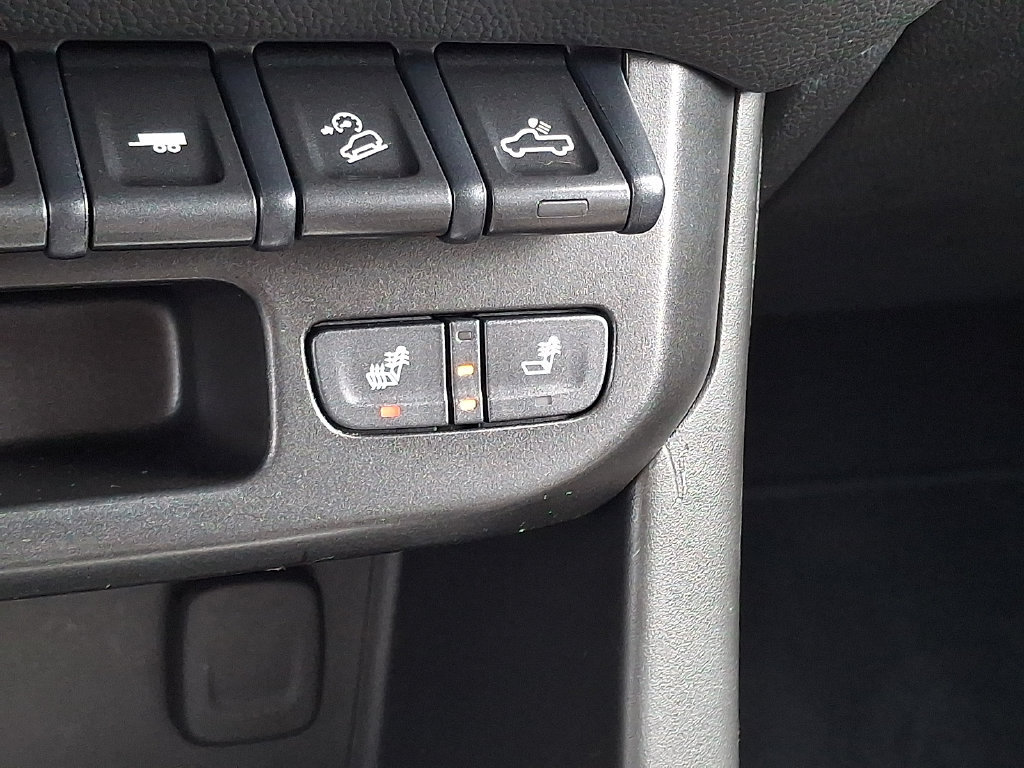 Used 2022 Chevrolet Colorado ZR2 AWD/4WD image 23
