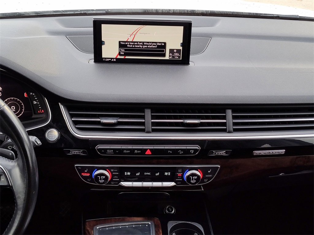 Used 2017 Audi Q7 3.0T Premium Plus image 31