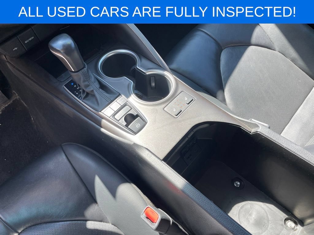 Used 2022 Toyota Camry XLE FWD image 9