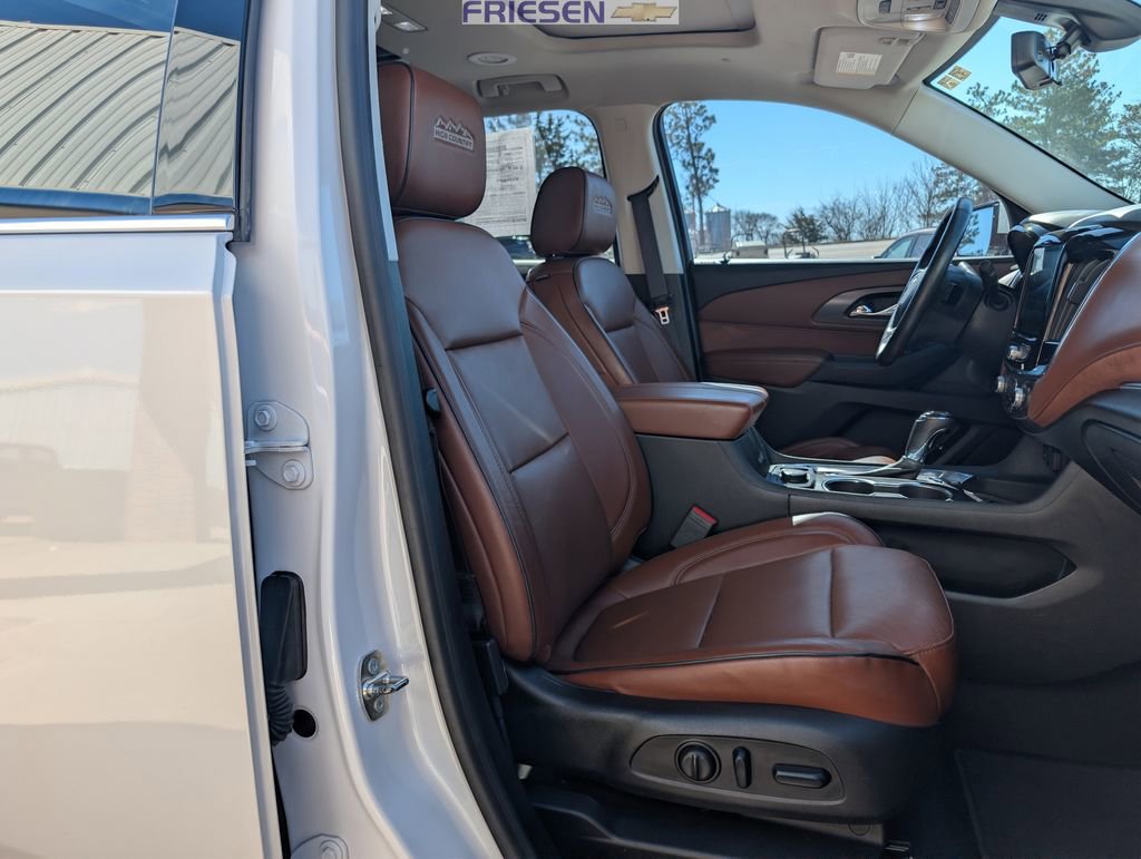 Used 2018 Chevrolet Traverse High Country image 14