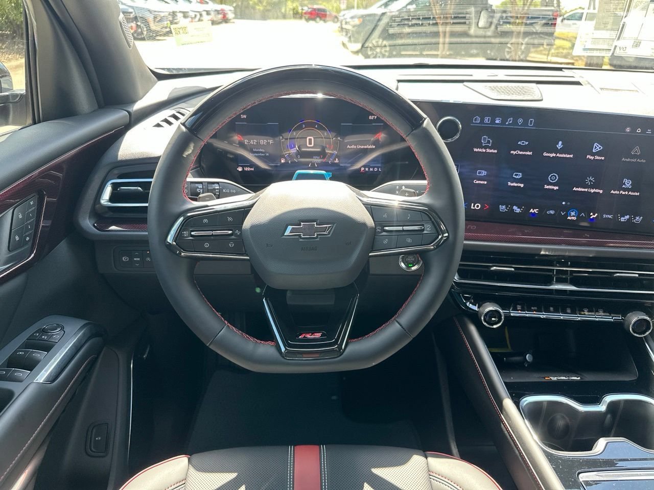 New 2027 Chevrolet Traverse RS FWD image 13