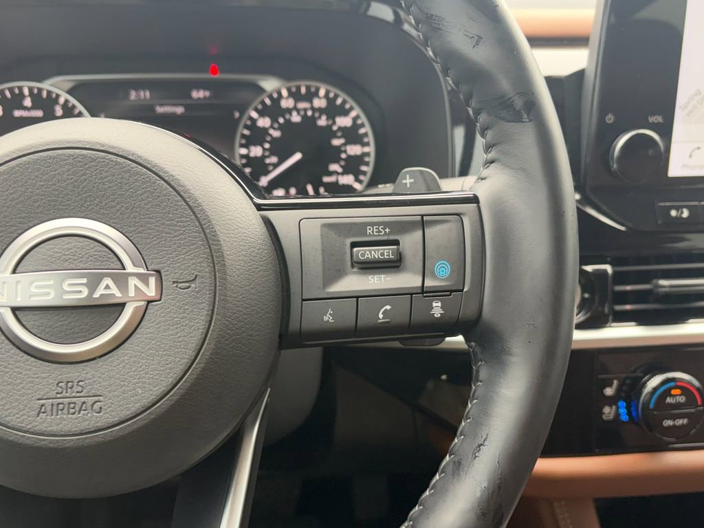 Used 2022 Nissan Pathfinder Platinum w/ Cargo Package image 13