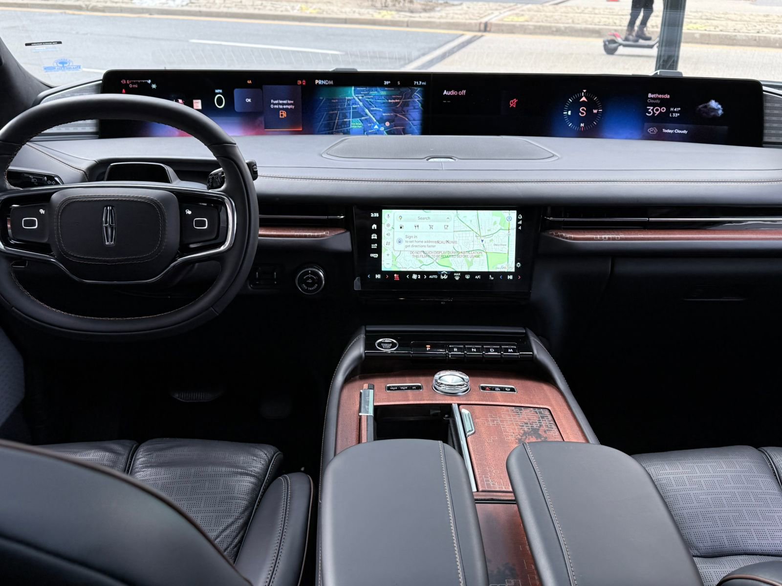 New 2025 Lincoln Navigator Black Label image 33