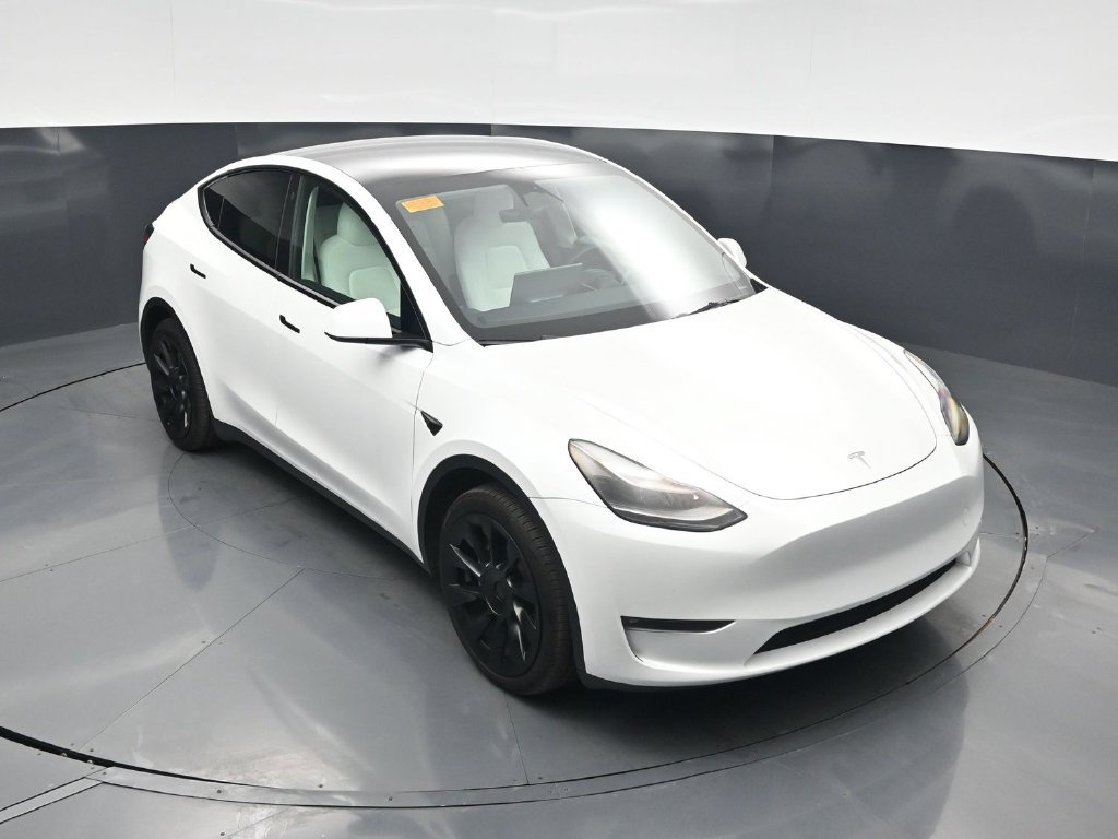 Used 2023 Tesla Model Y Long Range AWD/4WD image 30