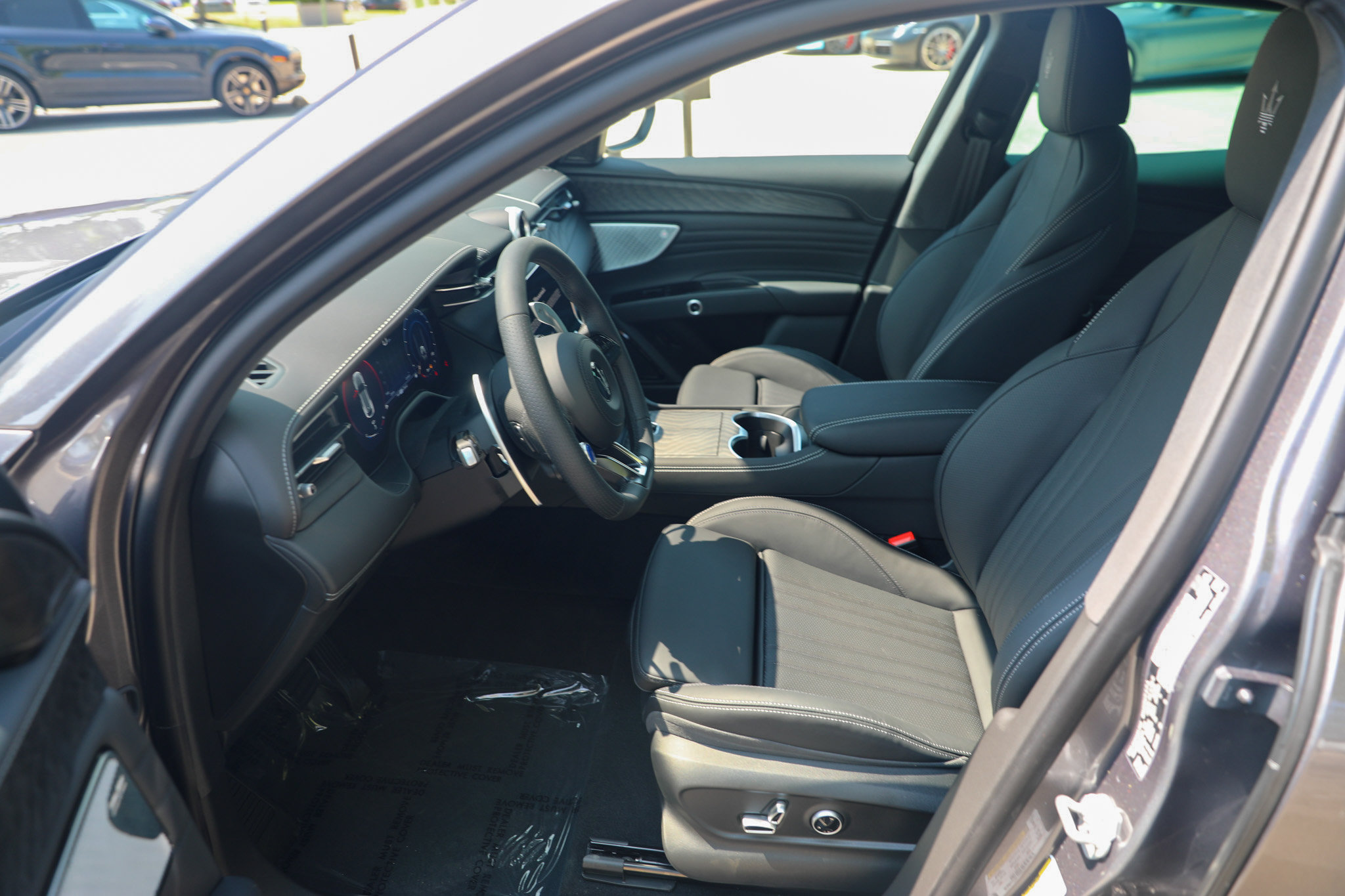 Used 2024 Maserati Grecale GT AWD/4WD image 26
