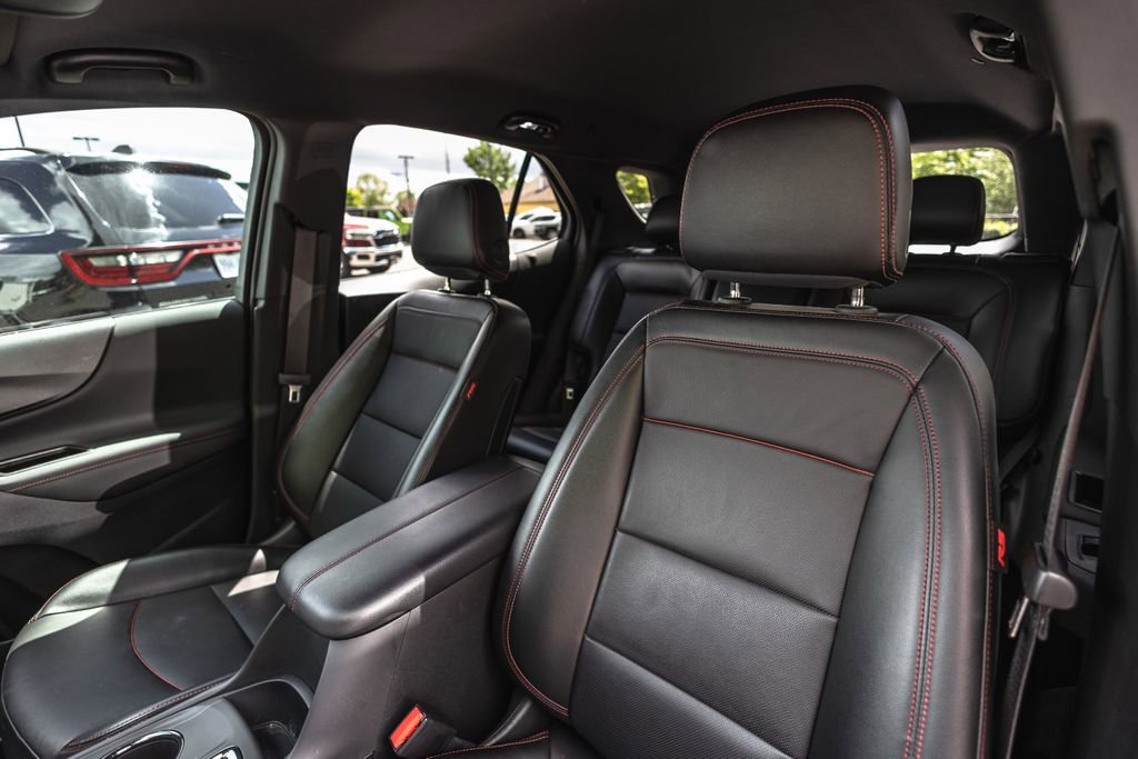 Used 2023 Chevrolet Equinox RS w/ RS Leather Package AWD/4WD image 21