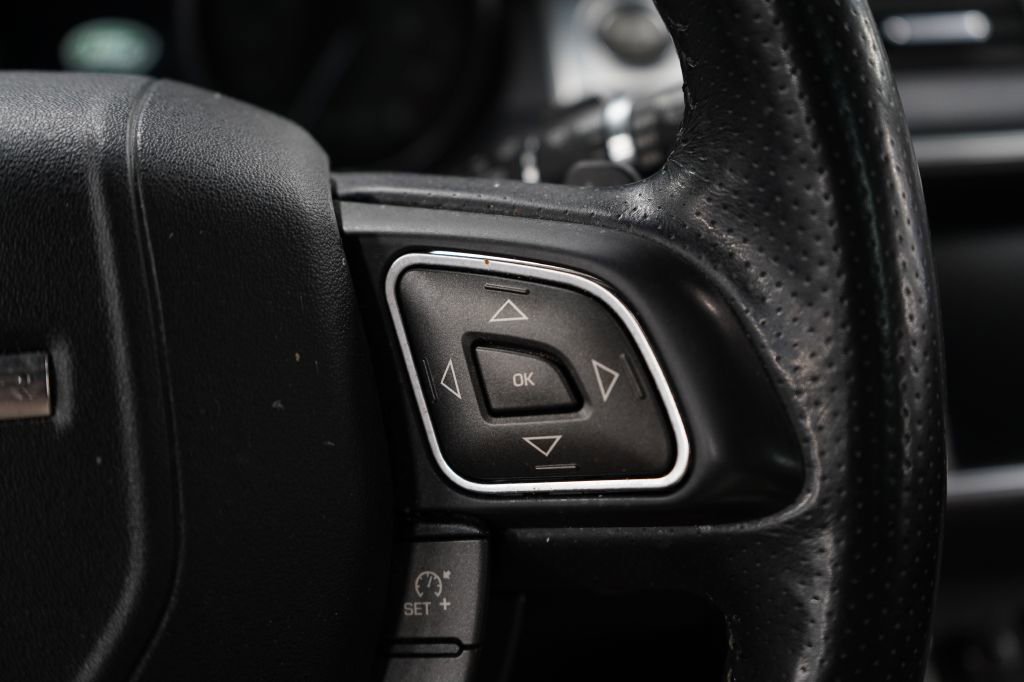 Used 2014 Land Rover Range Rover Evoque Dynamic AWD/4WD image 19