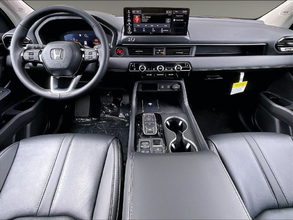 New 2026 Honda Pilot Touring image 12