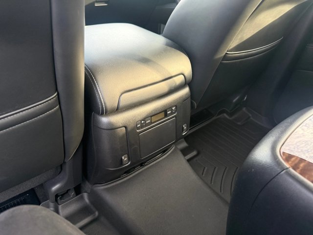 Used 2019 Nissan Armada SL w/ Premium Package RWD image 16