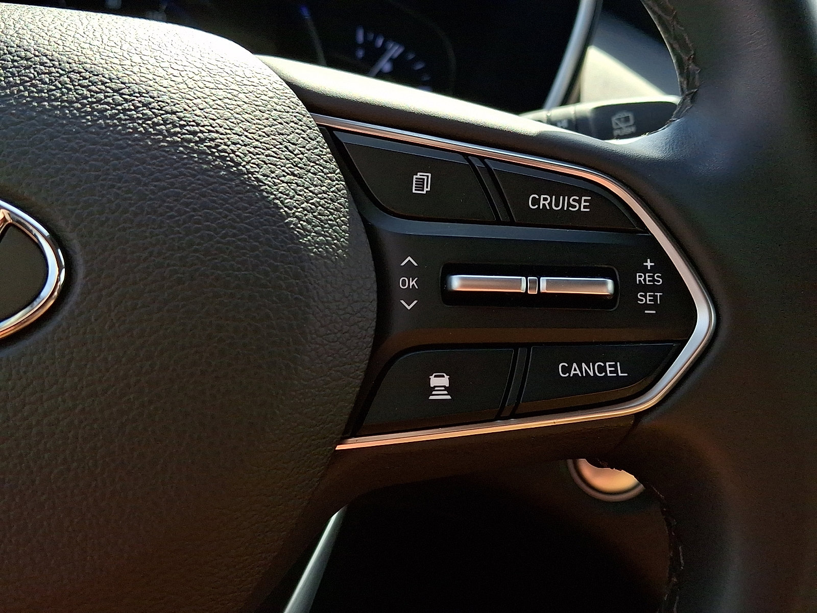 Used 2019 Hyundai Santa Fe SEL AWD/4WD image 23