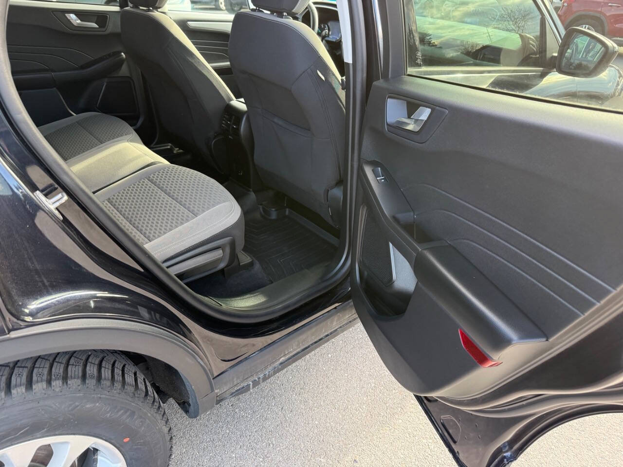 Used 2021 Ford Escape SE w/ Convenience Package AWD/4WD image 13